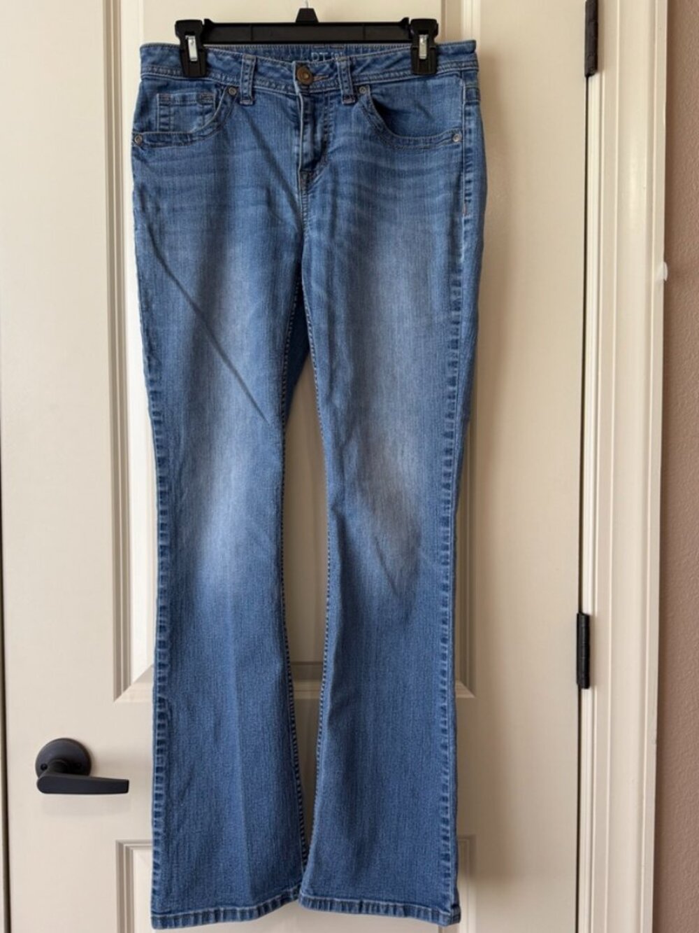 Apt 9 Bootcut Jeans size 8